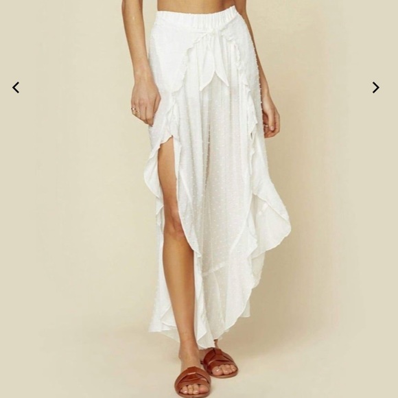 Blue Life Pants - BLUE LIFE - SIZE L - BLACK - RUFFLE CULOTTE PANTS